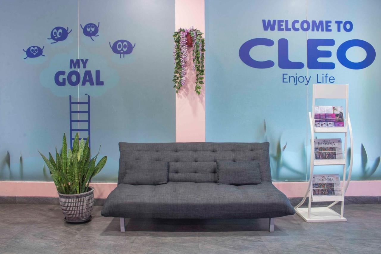 Cleo Hotel Tunjungan Сурабая Экстерьер фото